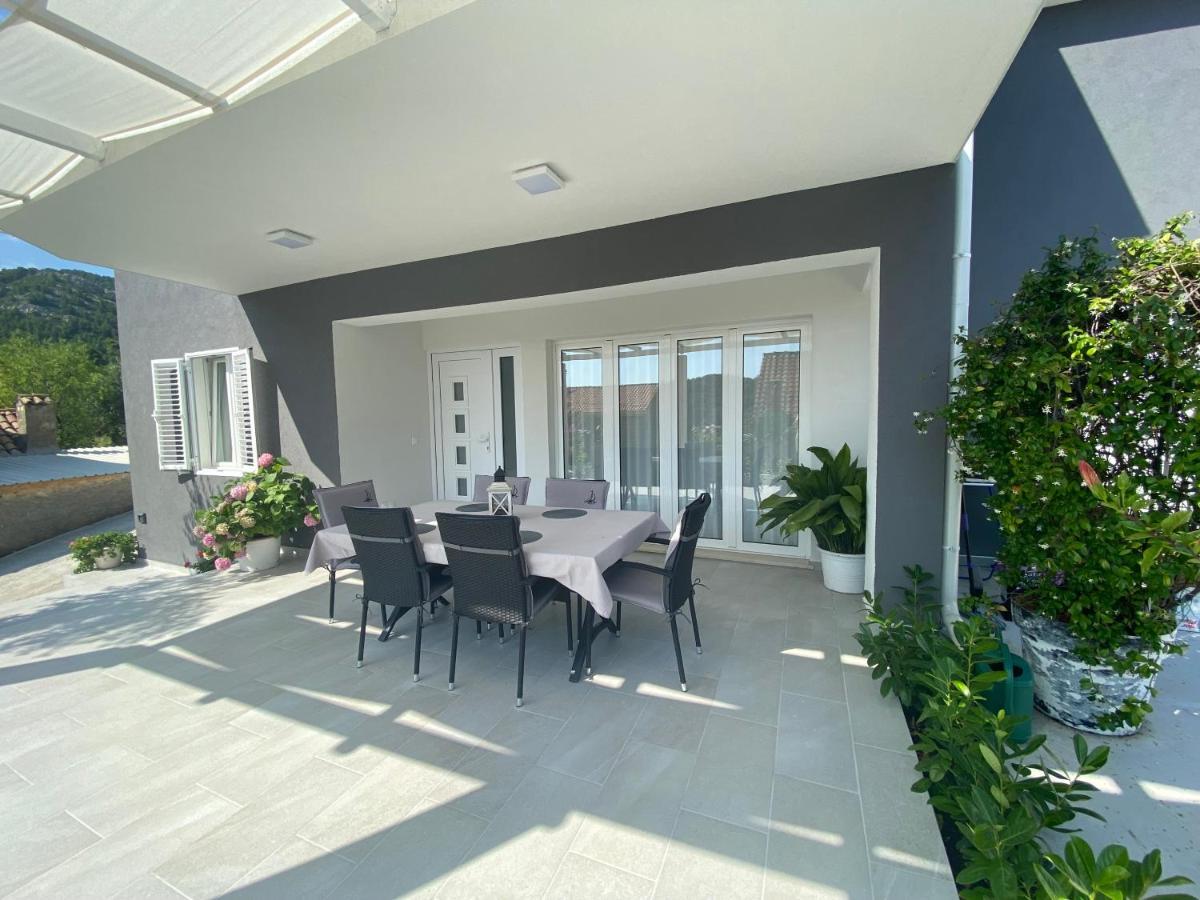 Holiday home House Canis